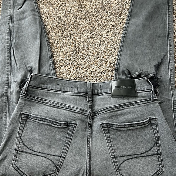 Hollister Jeans - Picture 5 of 5